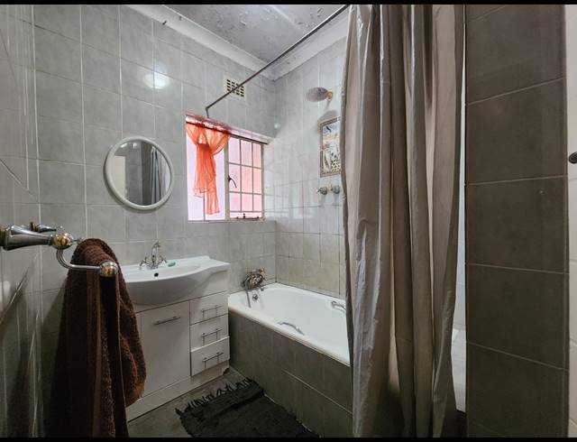3 BEDROOM HOUSE FOR SALE IN THREE RIVERS